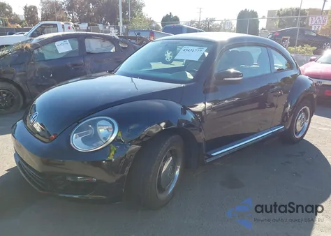 2013 Volkswagen Beetle 2.5L из США, поврежденный, VIN 3VWJX7AT4DM614082